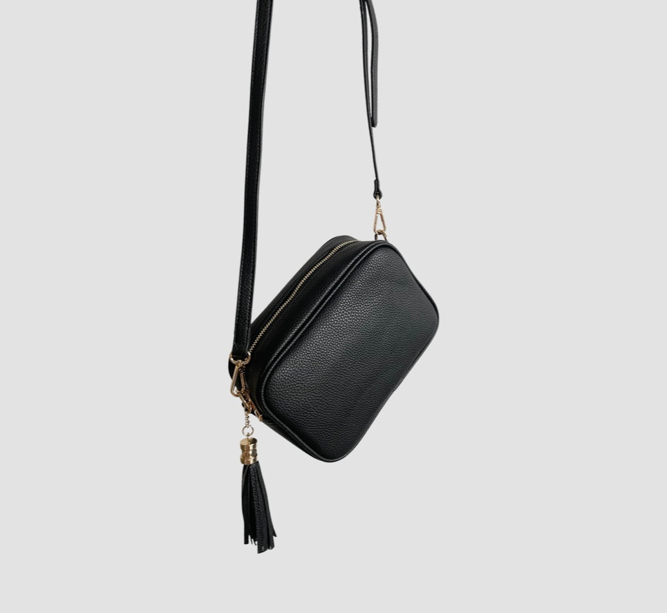 Plain black crossbody bag hotsell